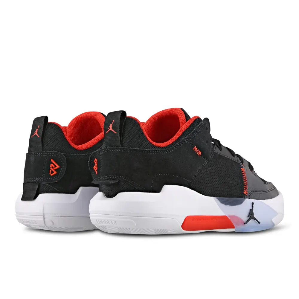 Jordan Retro 11  Men 