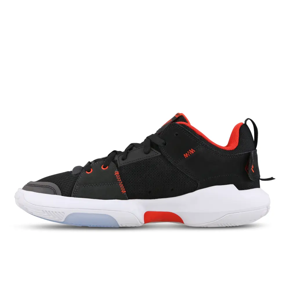 Jordan Retro 11  Men 