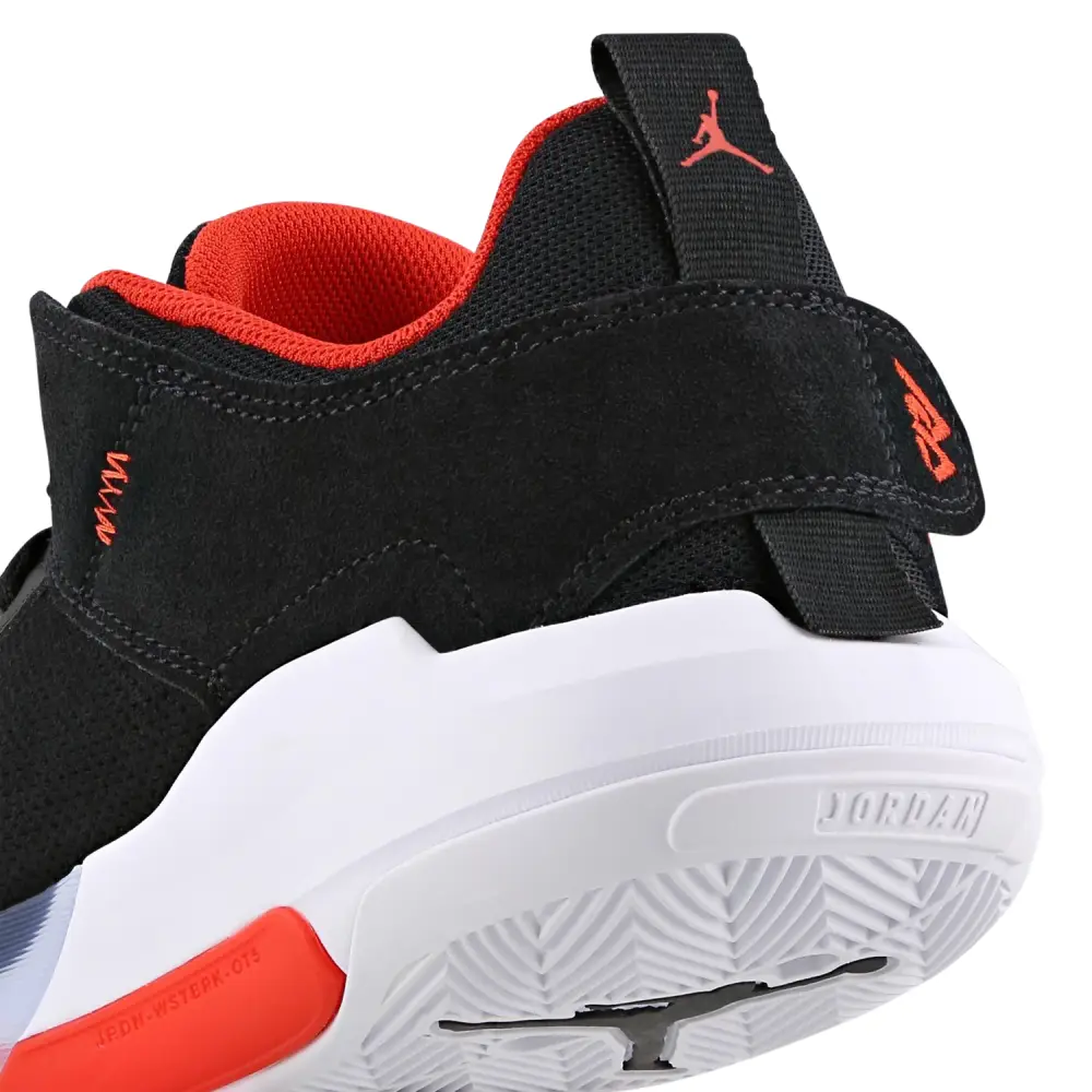 Jordan Retro 11  Men 