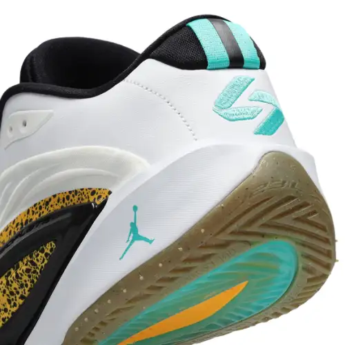 Jordan Luka 3  Men 