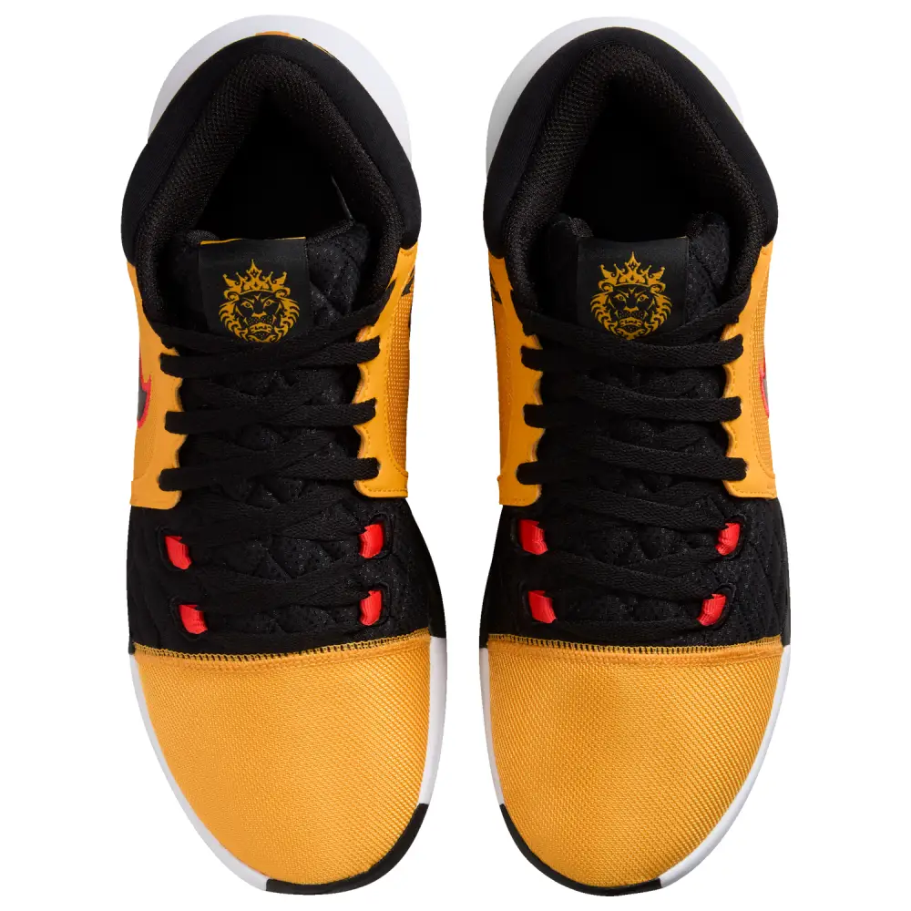 Nike Lebron Witness Viii  Men 
