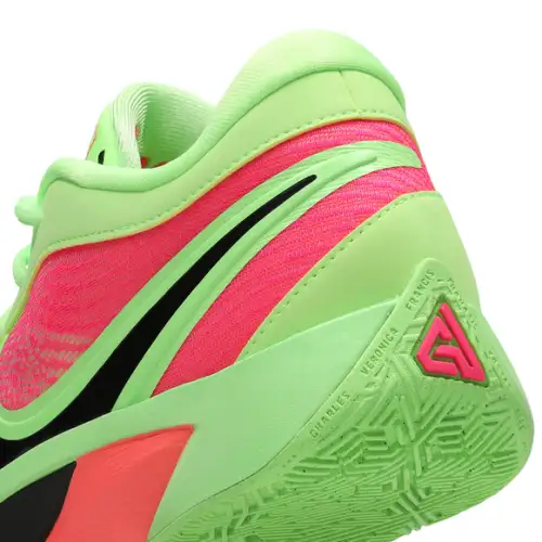 Nike Zoom Freak 6  Men 