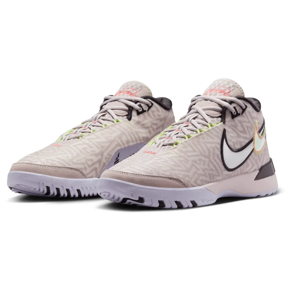 Nike Lebron Witness 8  Men 