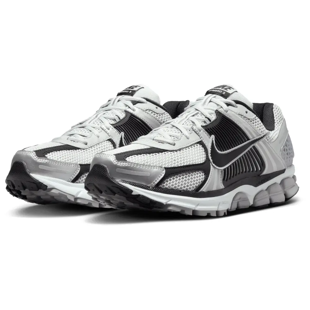 Nike Zoom Vomero 5  Men 