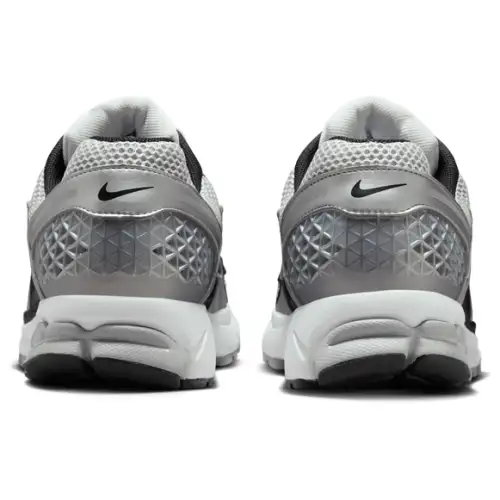 Nike Zoom Vomero 5 Men