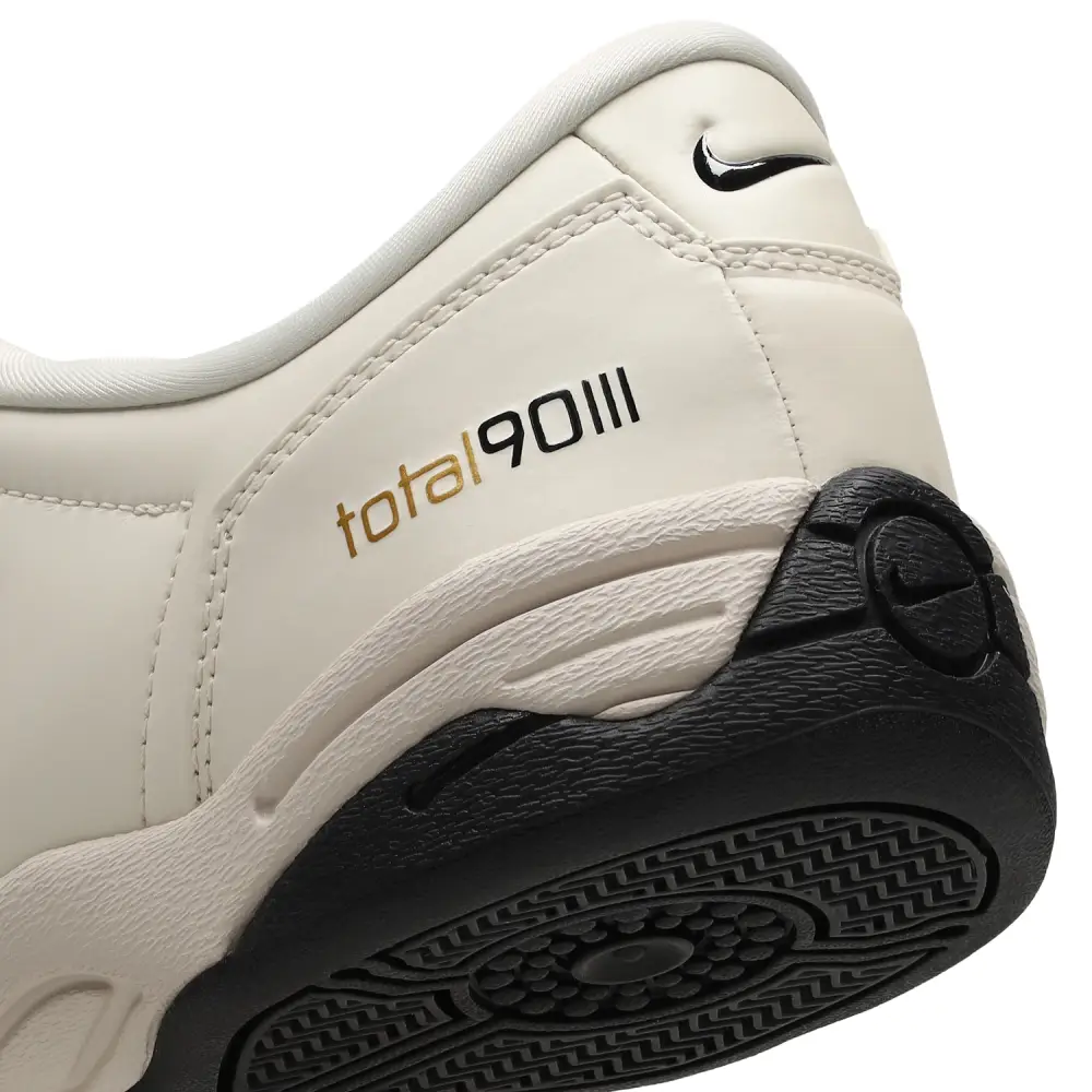 Nike Total 90  Men 