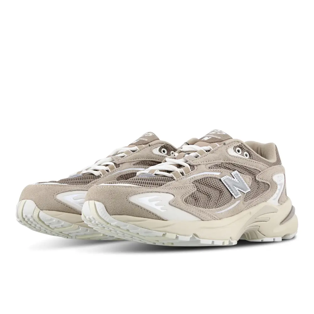 New Balance 725  Men 