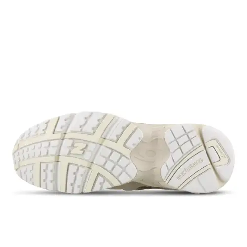 New Balance 725  Men 