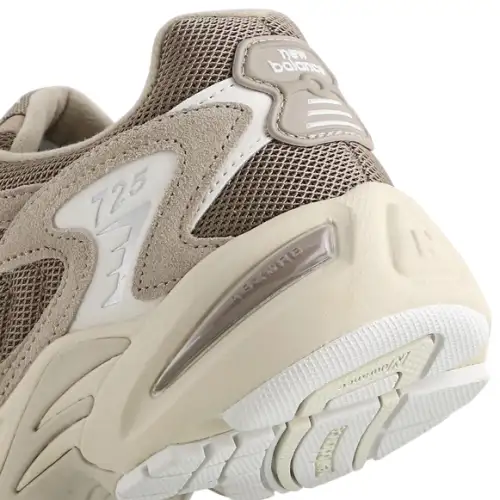 New Balance 725  Men 