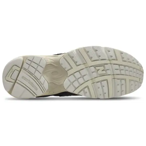 New Balance 725  Men 