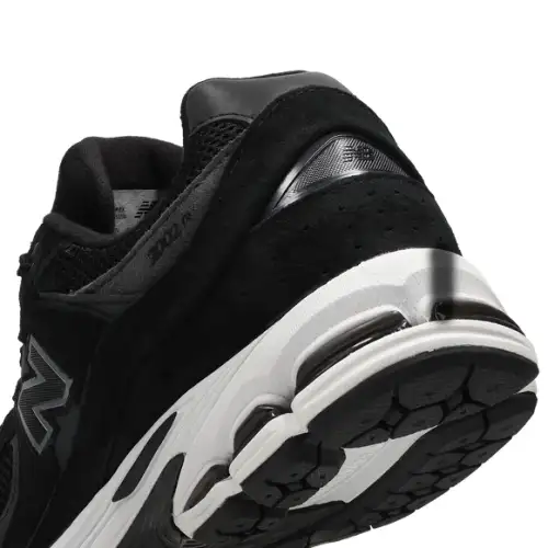 New Balance 2002R  Men 
