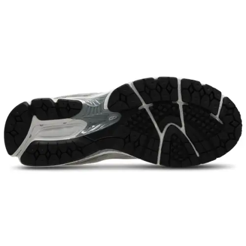 New Balance 2002R Men