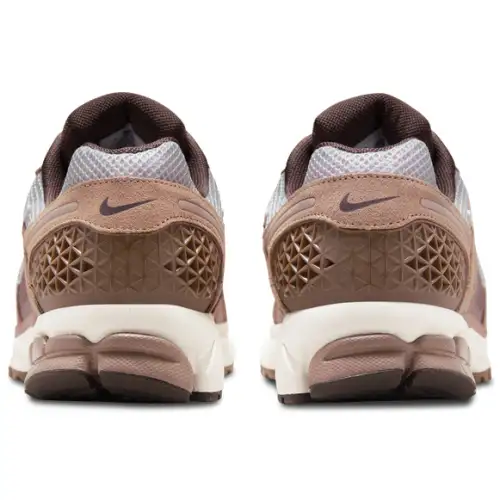 Nike Zoom Vomero 5  Men 