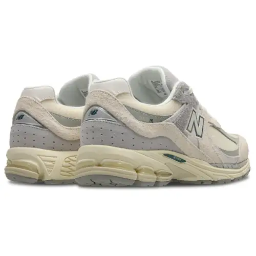 New Balance 2002R Men