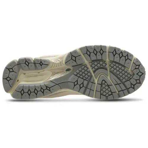 New Balance 2002R Men