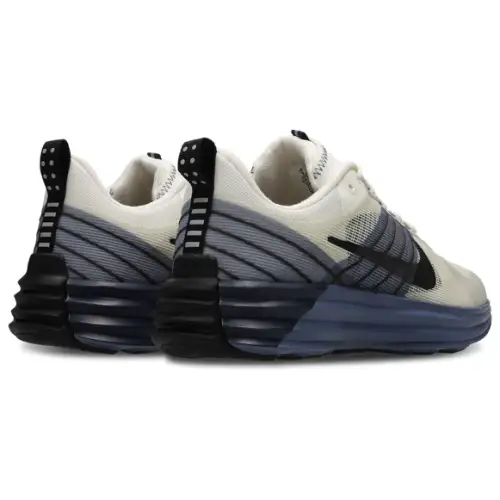 Nike Lunar Roam  Men 