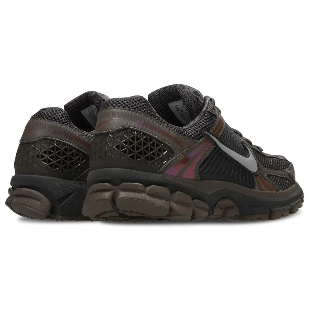 Nike Zoom Vomero 5  Men 