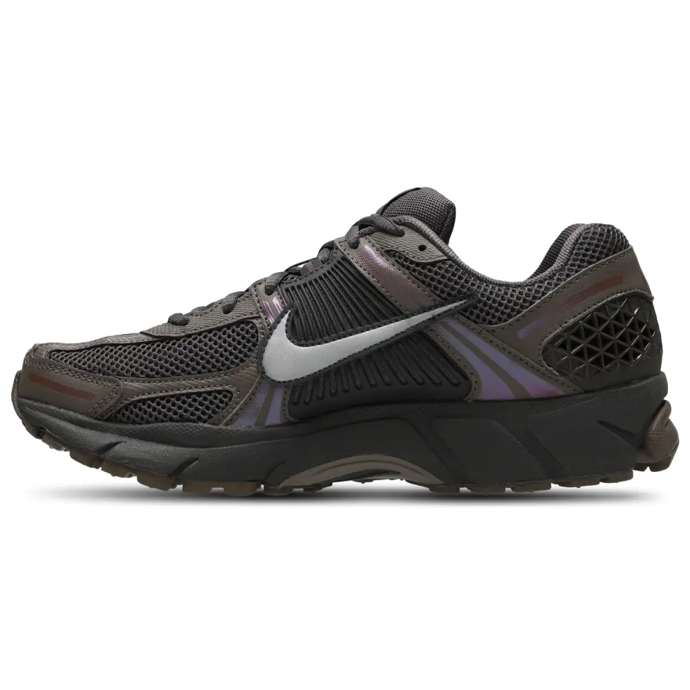 Nike Zoom Vomero 5  Men 
