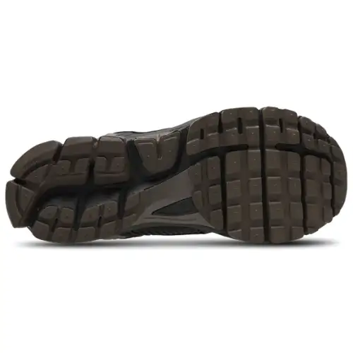 Nike Zoom Vomero 5  Men 