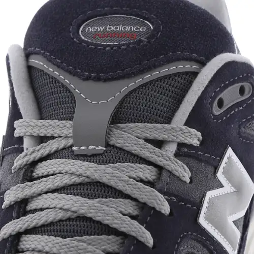 New Balance 2002R Men