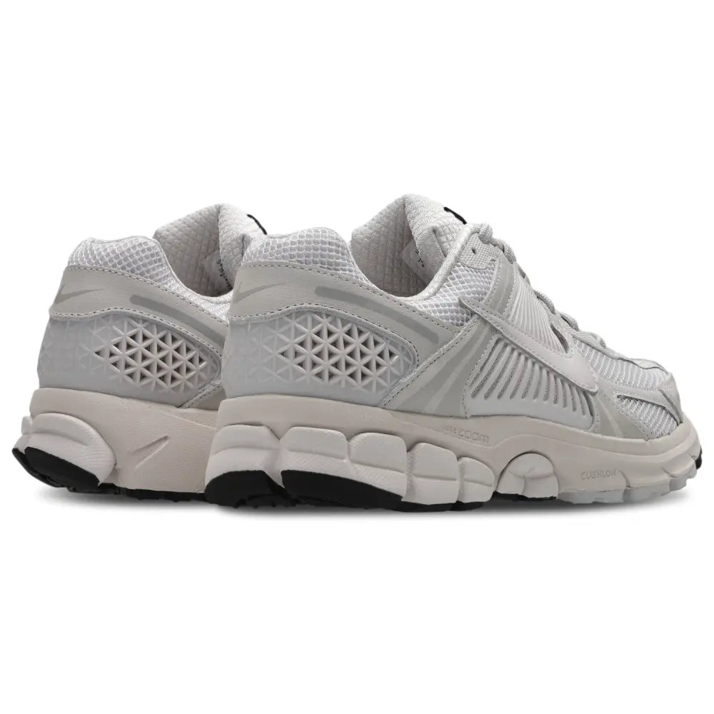 Nike Zoom Vomero 5  Men 
