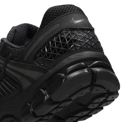 Nike Zoom Vomero 5 Men
