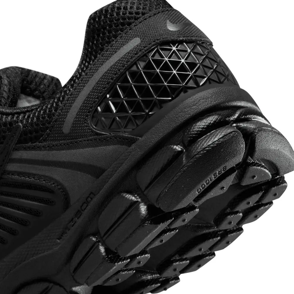 Nike Zoom Vomero 5  Men 