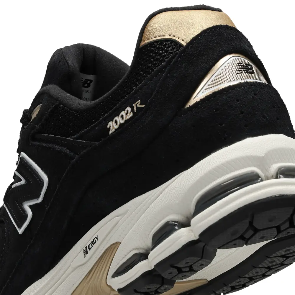 New Balance 2002R  Men 