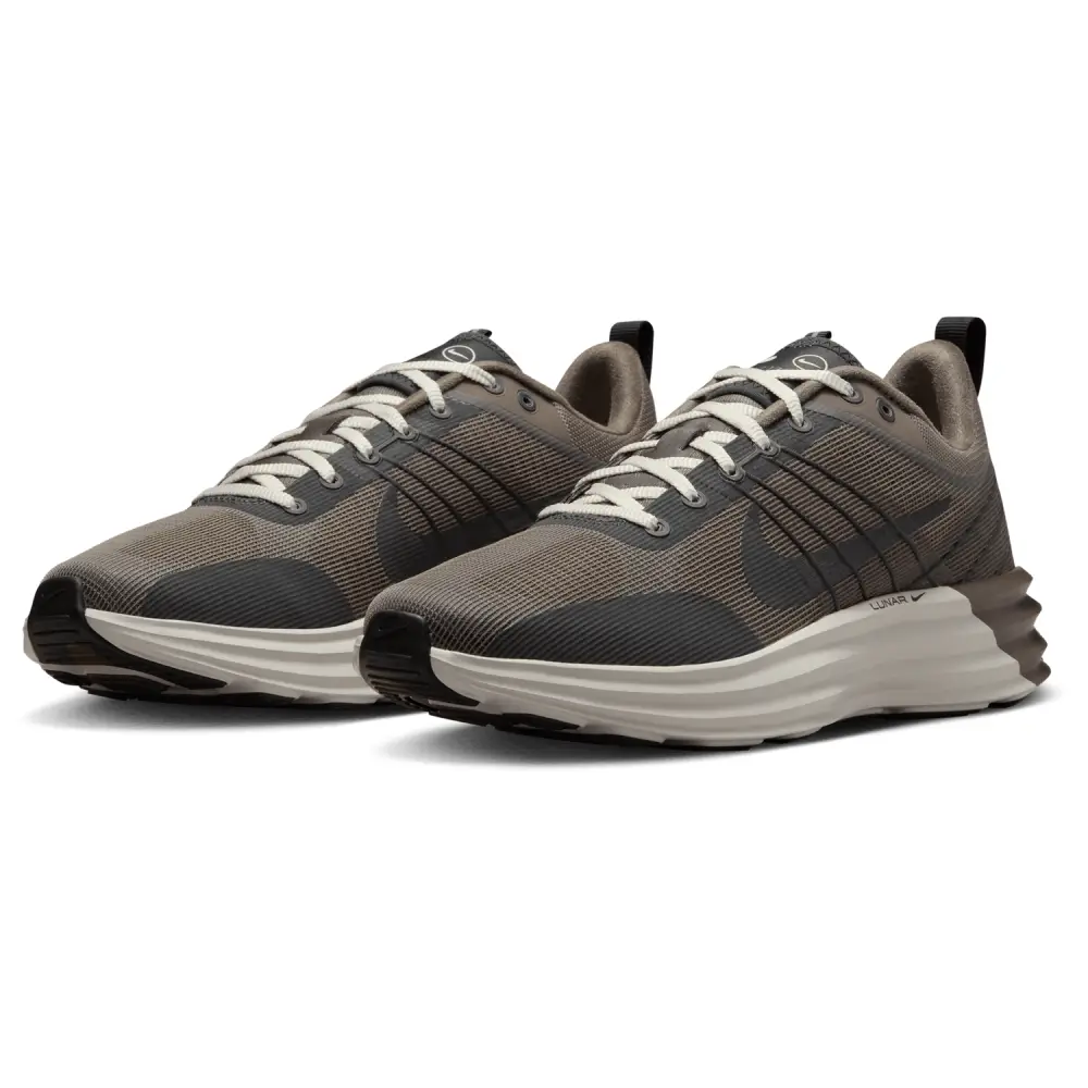 Nike Lunar Roam  Men 