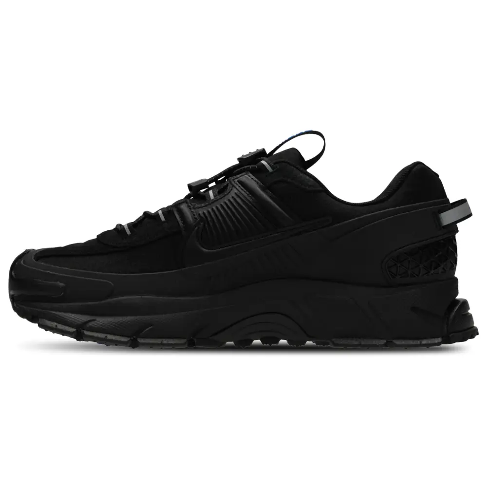 Nike Zoom Vomero Roam  Men 