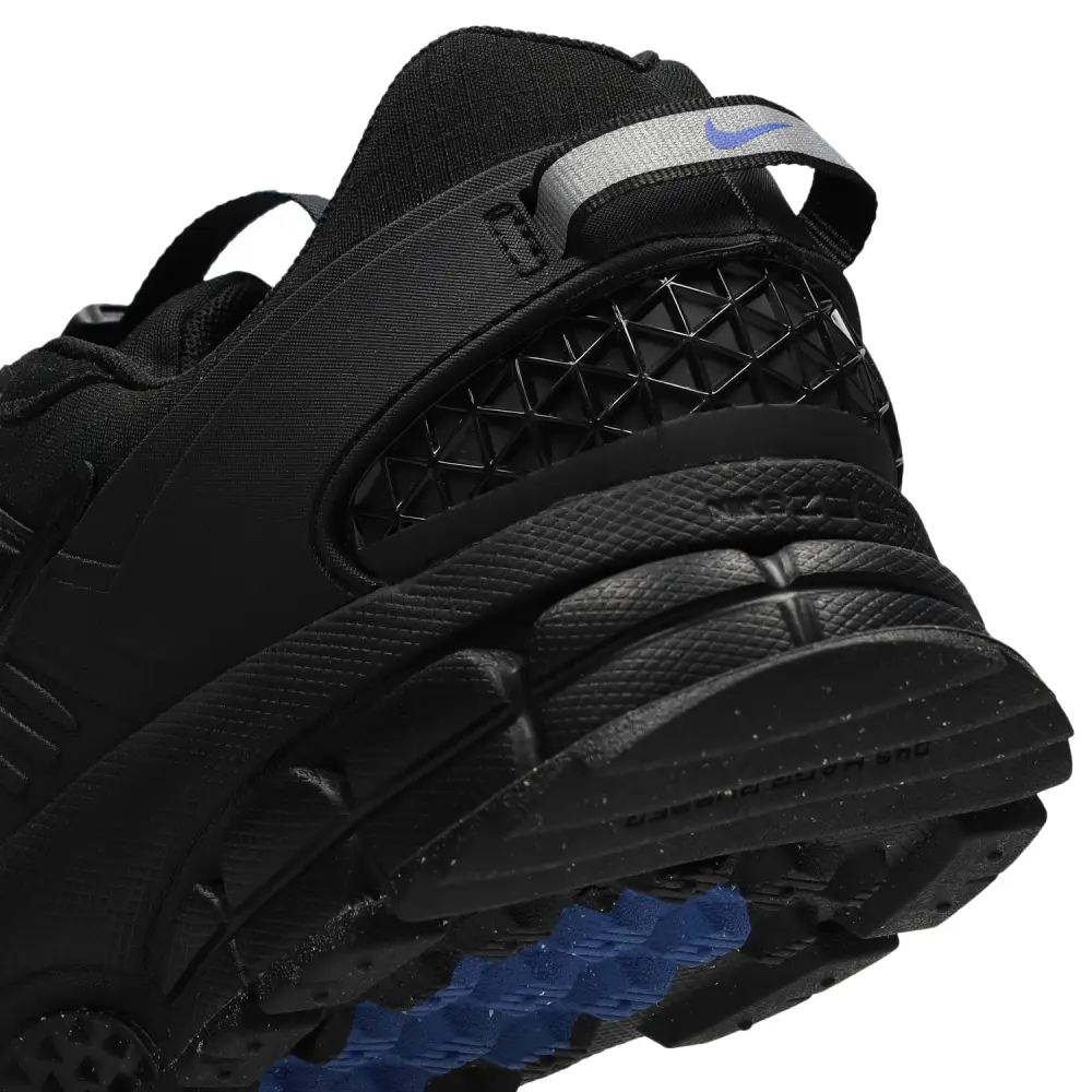 Nike Zoom Vomero Roam  Men 