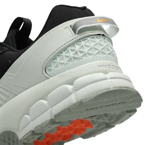 Nike Zoom Vomero Roam  Men 