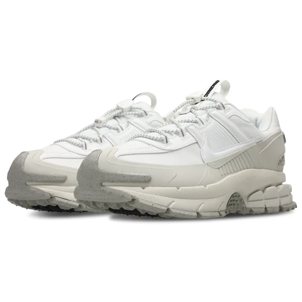 Nike Zoom Vomero Roam  Men 