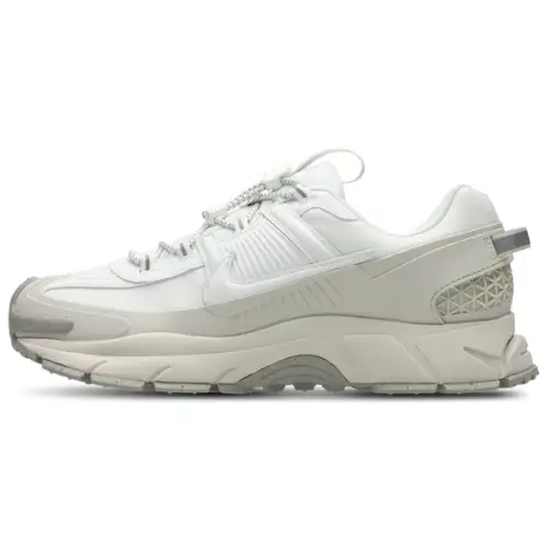 Nike Zoom Vomero Roam  Men 