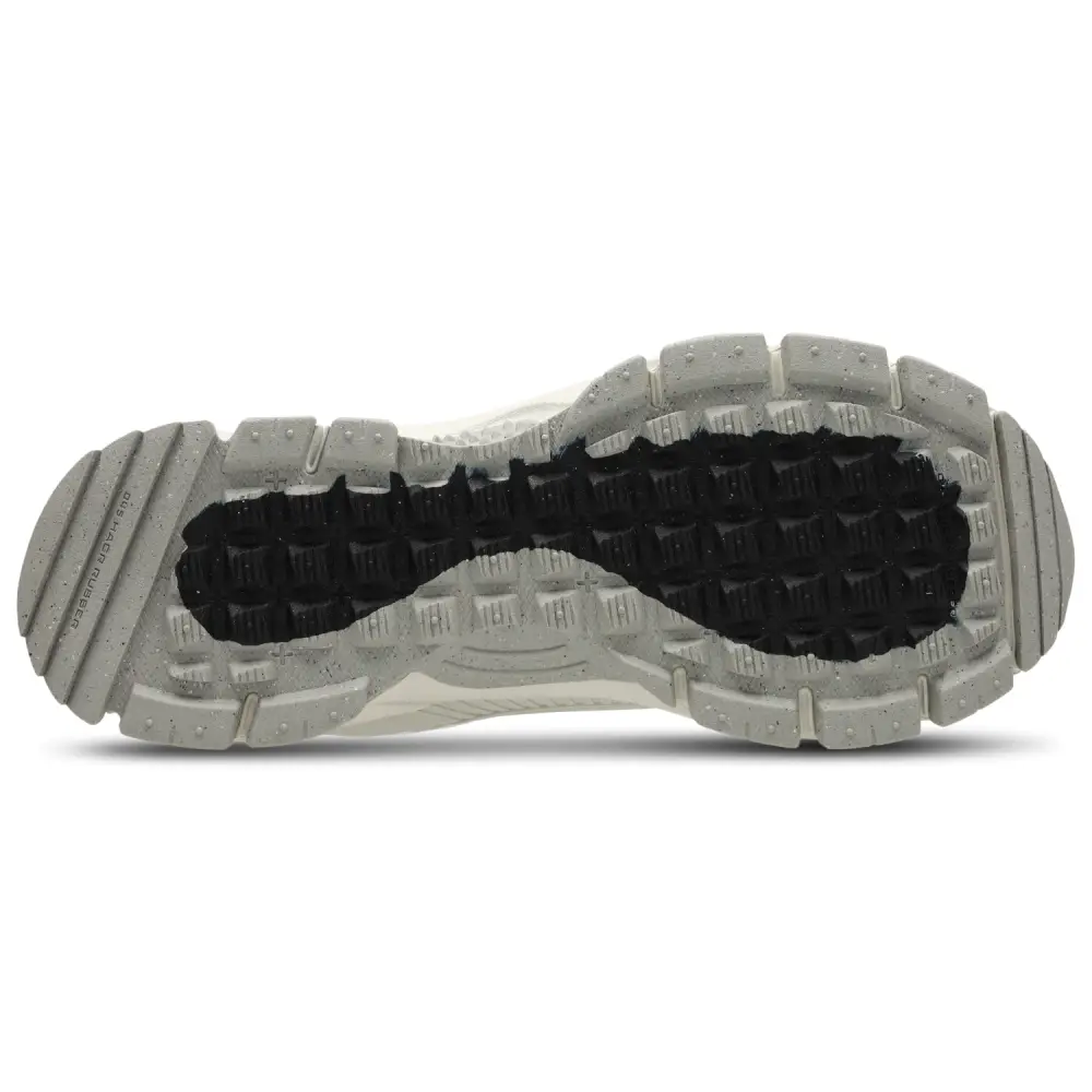Nike Zoom Vomero Roam  Men 
