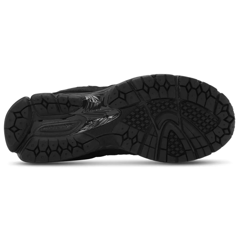 New Balance 2002R  Men 