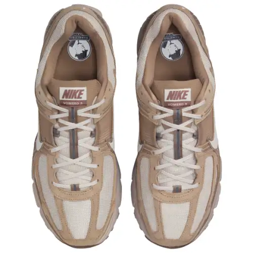 Nike Zoom Vomero 5  Men 