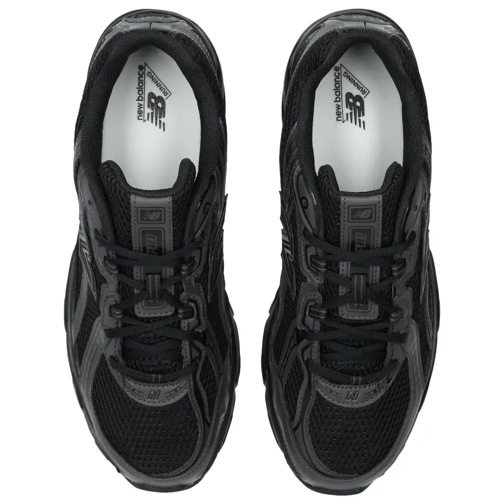 New Balance 740  Women 