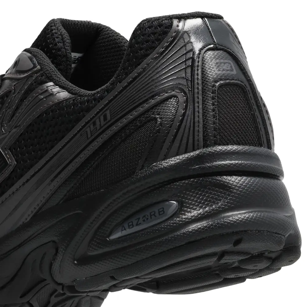 New Balance 740  Women 