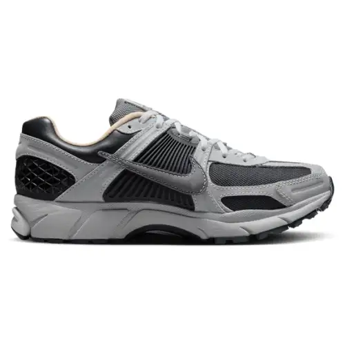Nike Zoom Vomero 5  Men F404246