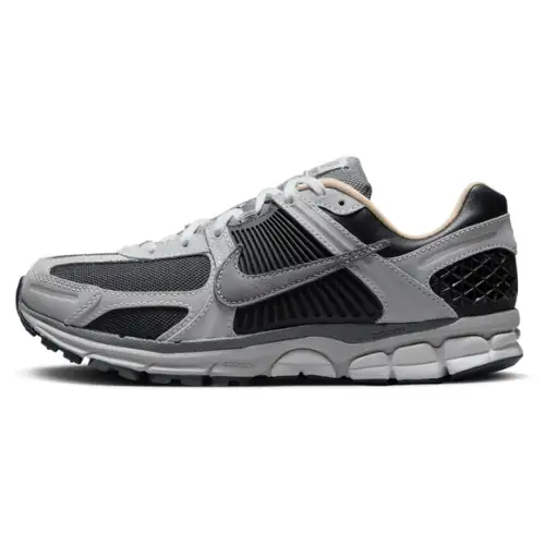 Nike Zoom Vomero 5  Men 
