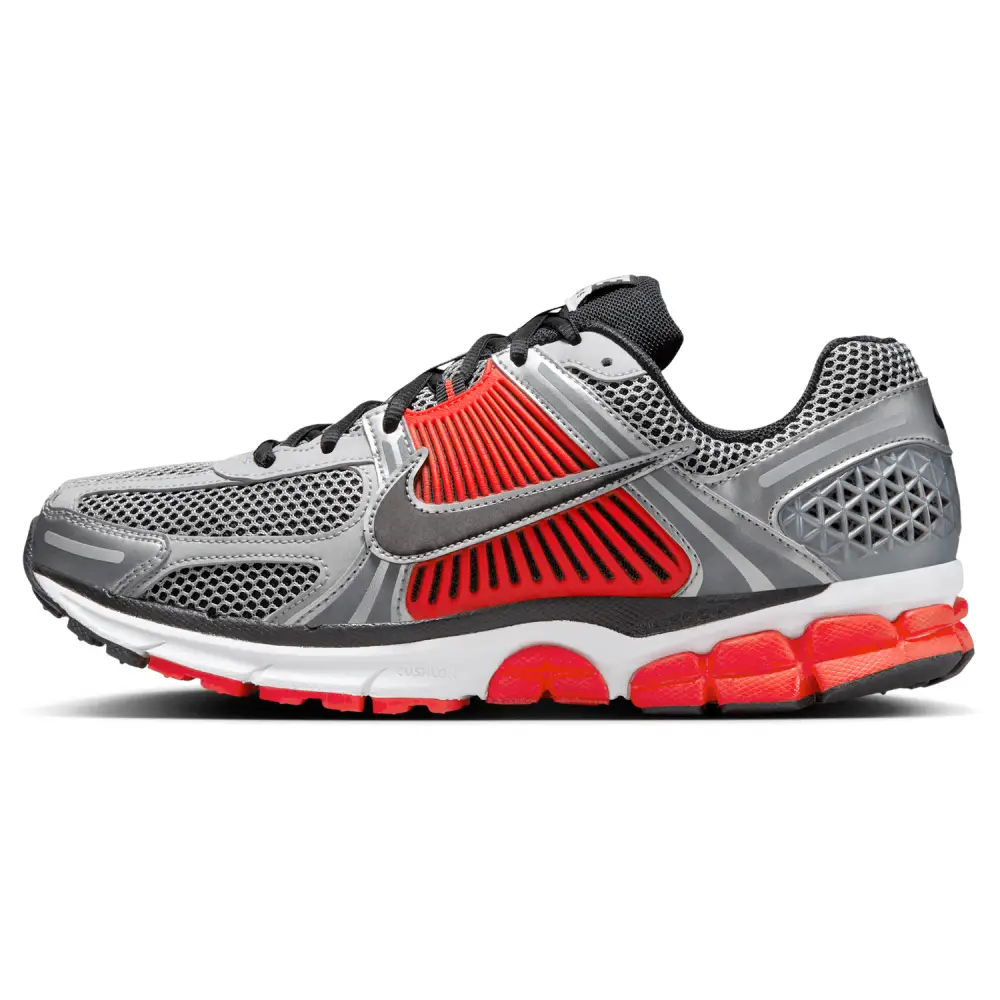 Nike Zoom Vomero 5  Women 