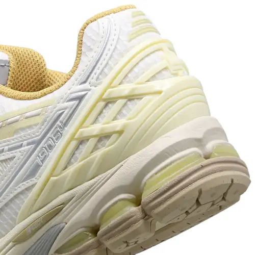 New Balance 1906R  Women 