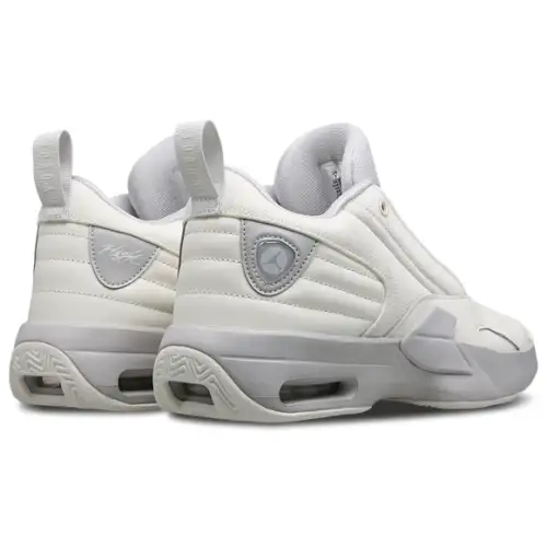 Jordan Max Aura Women