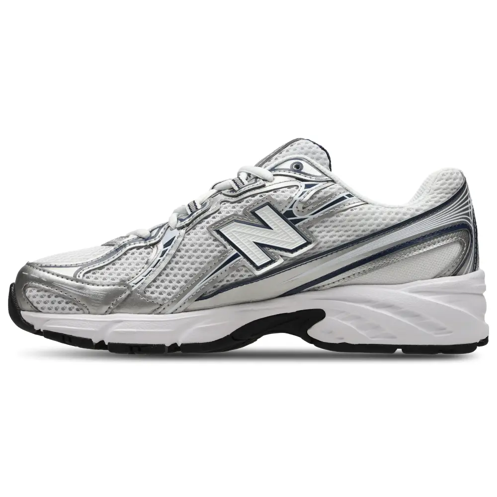 New Balance 740  Women 