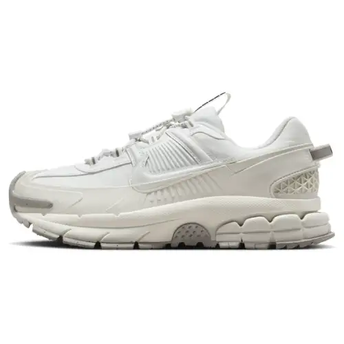 Nike Zoom Vomero Roam  Women 