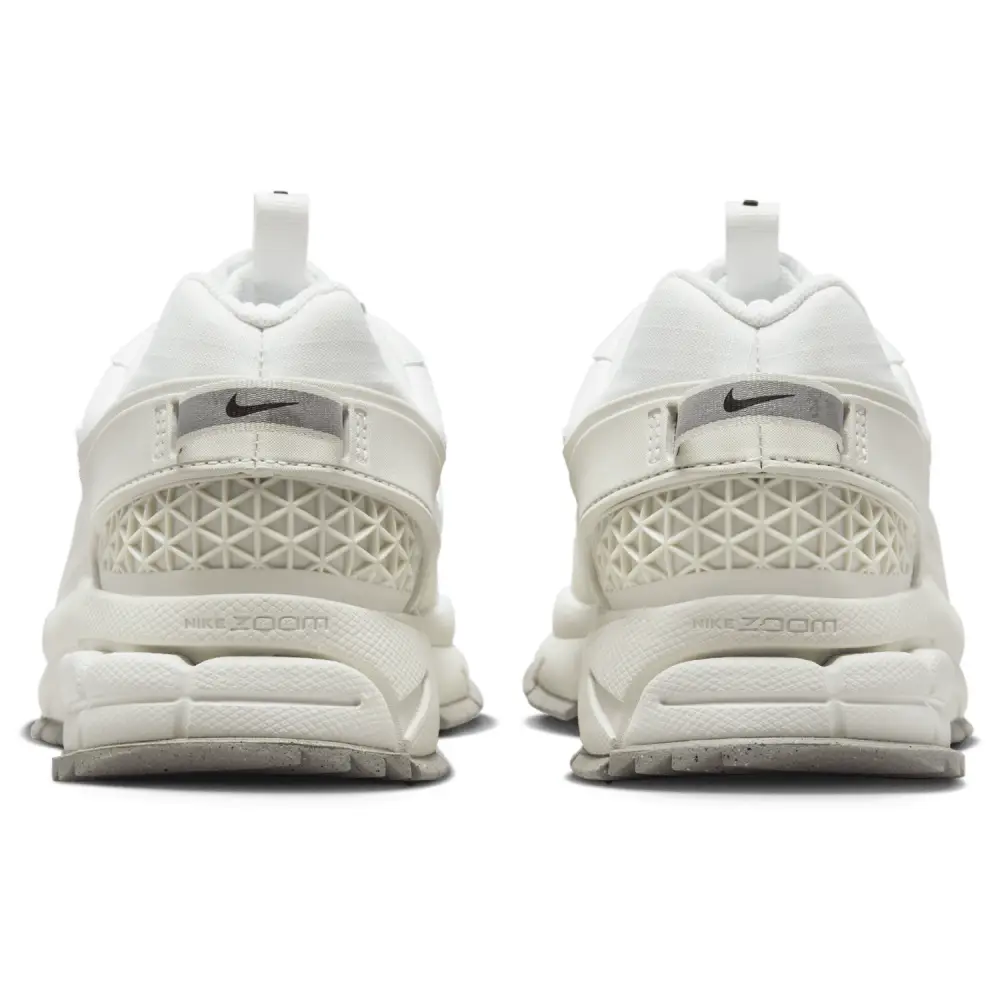 Nike Zoom Vomero Roam  Women 