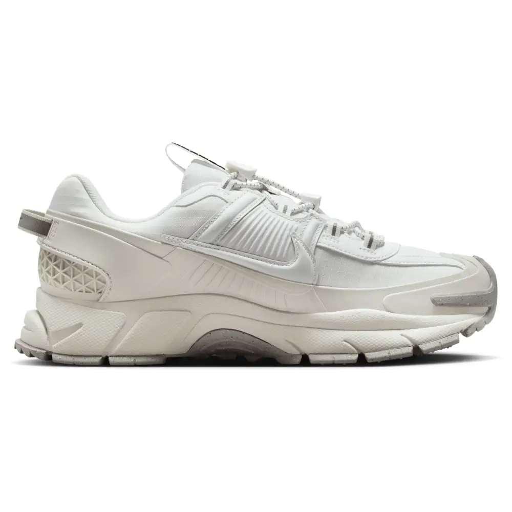 Nike Zoom Vomero Roam  Women 