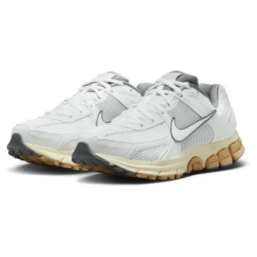 Nike Zoom Vomero 5  Women 