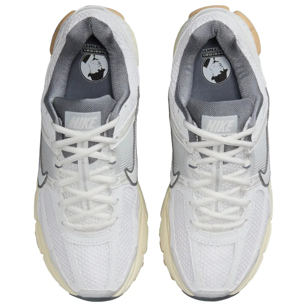 Nike Zoom Vomero 5  Women 